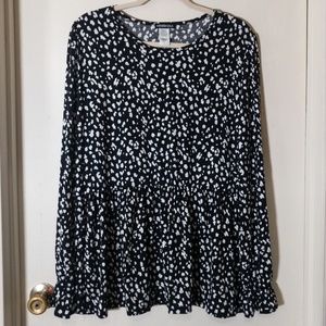 NWOT Heimish USA Black & White Babydoll Top